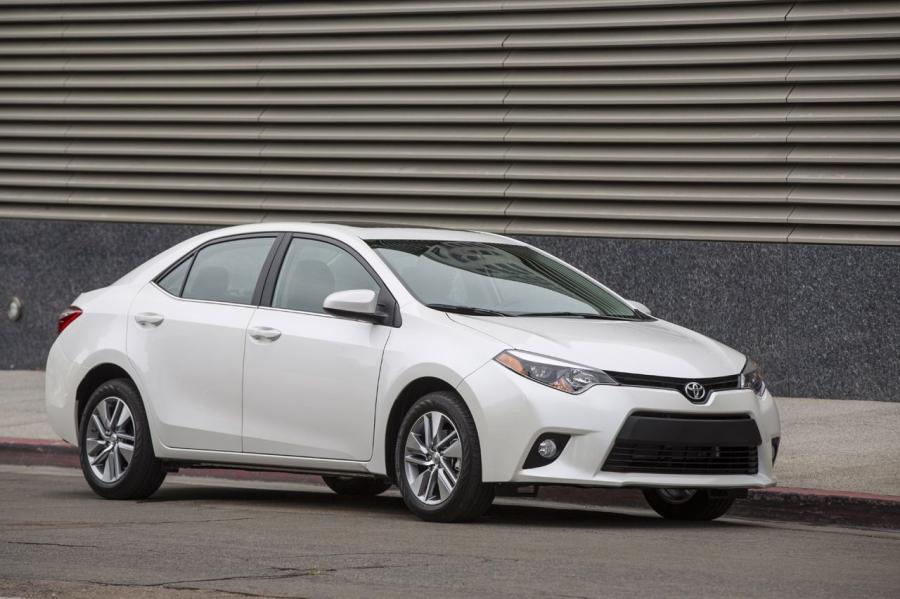  Toyota Corolla 2014 года  (фото 129 из 212)